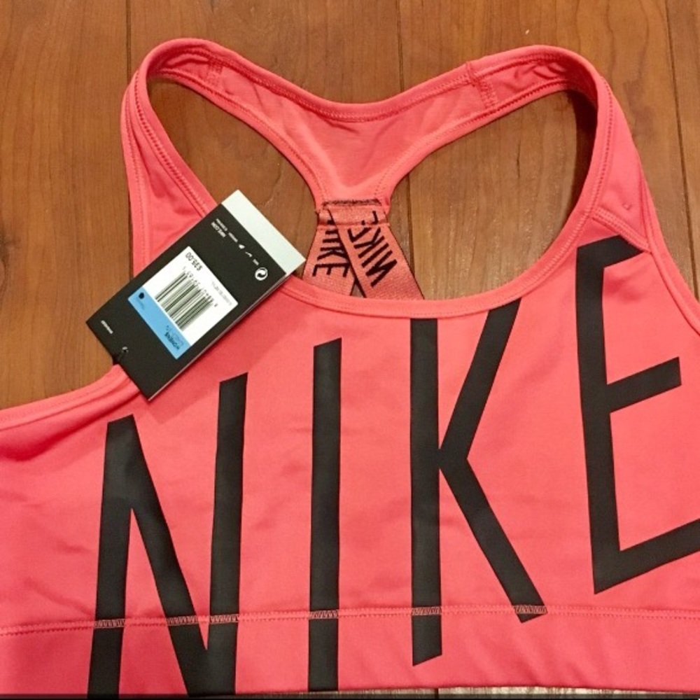 Women’s Nike sports bra